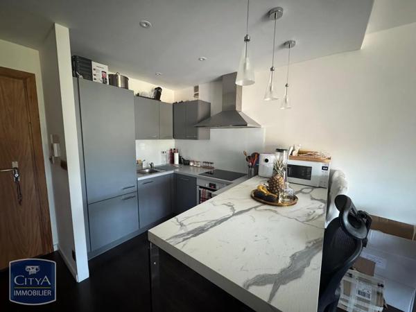 Appartement à louer 2 pièces 47.81m² Divonne-les-Bains (01220)