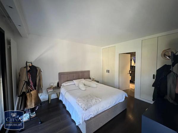 Appartement à louer 2 pièces 47.81m² Divonne-les-Bains (01220)
