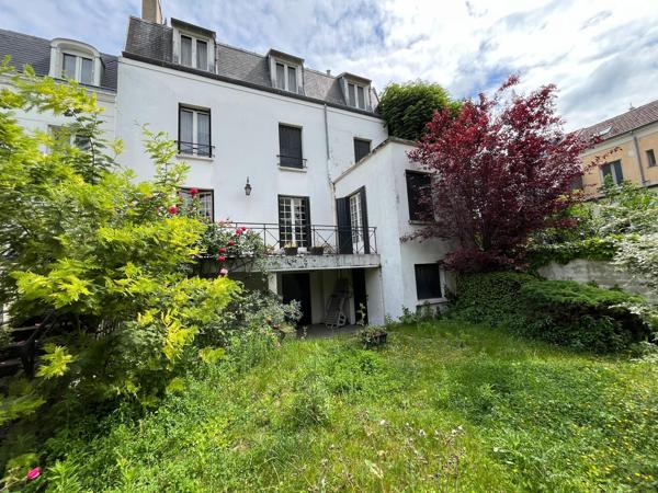 Hôtel particulier de 10pièces-Centre historique