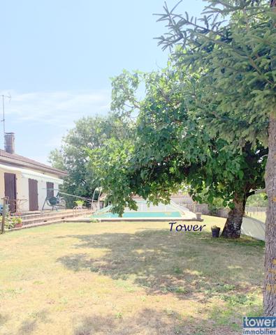 VAL DE COGNAC - 16370 - Maison 7 piéces de 146 m² avec un sous sol de 120 m² édifiée sur 8000 m² .