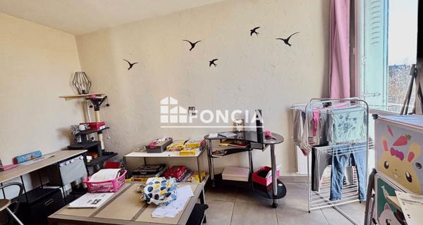 À vendre Appartement 4 pièces 69 m² - Pierrelatte 26700