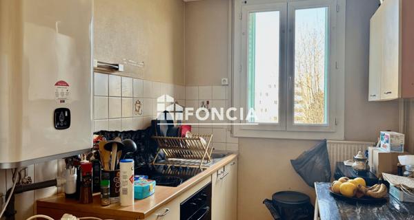 À vendre Appartement 4 pièces 69 m² - Pierrelatte 26700