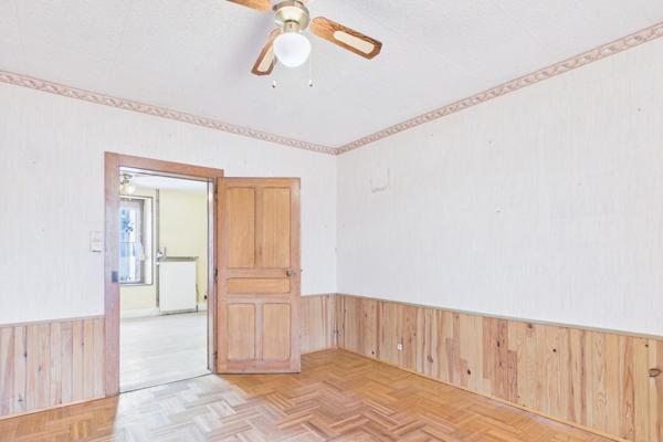 Maison avec dépendance et beau potentiel