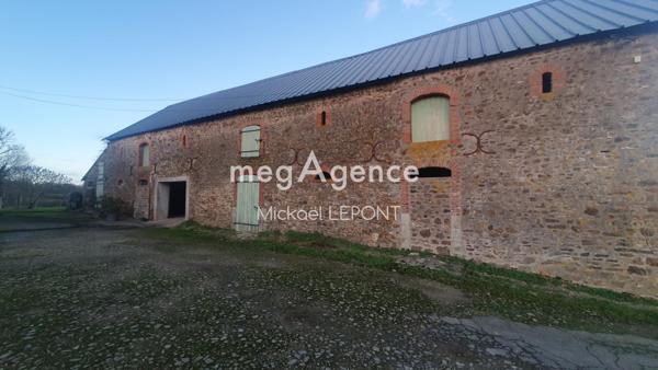 Maison à LE GENEST-SAINT-ISLE, 53940 - 1 pièce 250m²