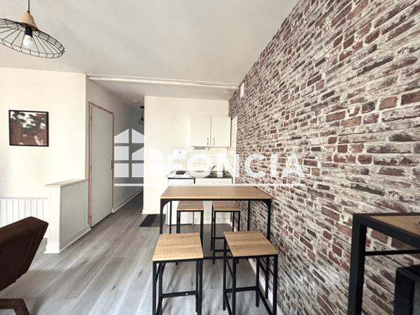 Location Appartement meublé 2 pièces 36.66 m² - 11 BIS RUE DU PETIT PARADIS Niort 79000