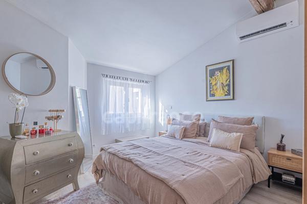 Mougins Centre (Tournamy) / à vendre Propriété de charme avec dépendance, piscine et double garage