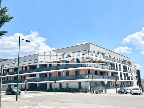 Location Appartement 2 pièces 60.96 m² - 35 RUE DE PITEGNY Gex 01170