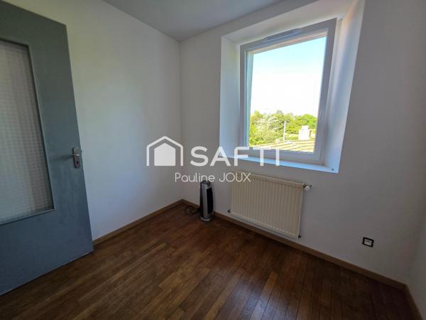 Maison 110 m2 avec dépendances, garages et terrain