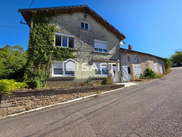 Maison 110 m2 avec dépendances, garages et terrain