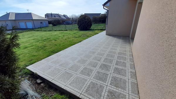 Location
                Maison95,2 m² - 5 Pièces -
                    STE JULIETTE SUR VIAUR (12120)