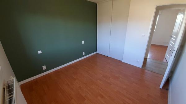 Location
                Maison95,2 m² - 5 Pièces -
                    STE JULIETTE SUR VIAUR (12120)