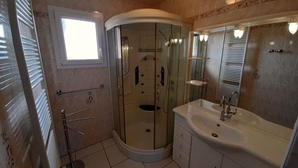 Location
                Maison95,2 m² - 5 Pièces -
                    STE JULIETTE SUR VIAUR (12120)
