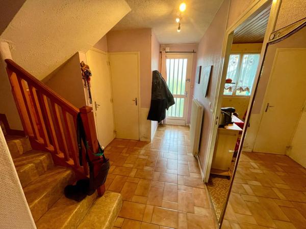 Maison de ville au calme, idéal pour premier investissement