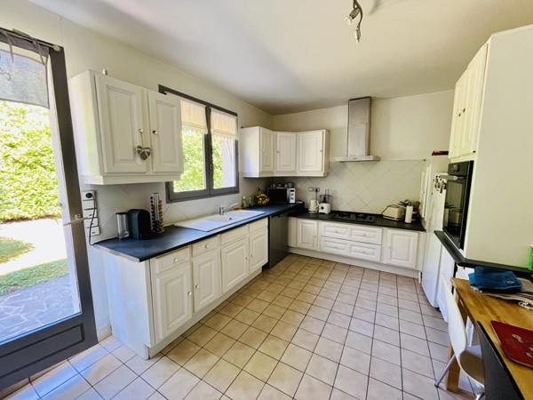 Maison à vendre 465 000 € Vauréal 8 p 157 m² DPE D