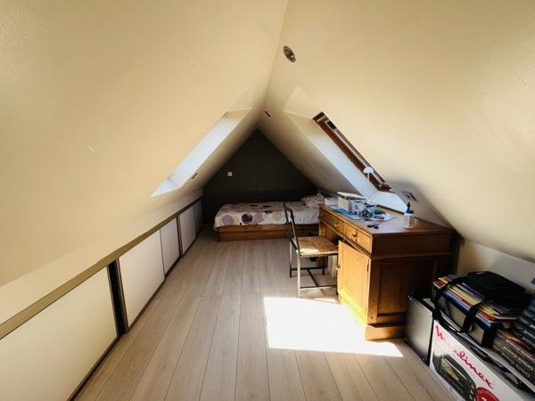 Maison à vendre 465 000 € Vauréal 8 p 157 m² DPE D