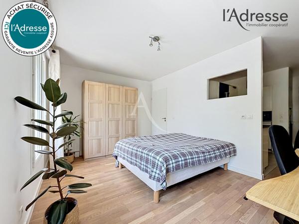 PUTEAUX/ République - Studio 29m² - 1 Parking
