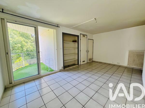 Location appartement 3 pièces 52 m² Bagnols-sur-Cèze