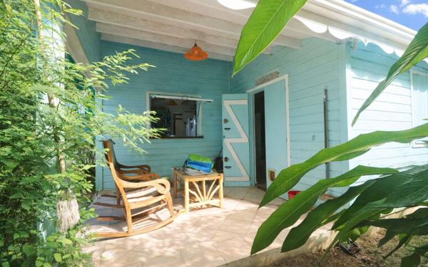 Maison à vendre    4 pièces •  Rivière-Salée