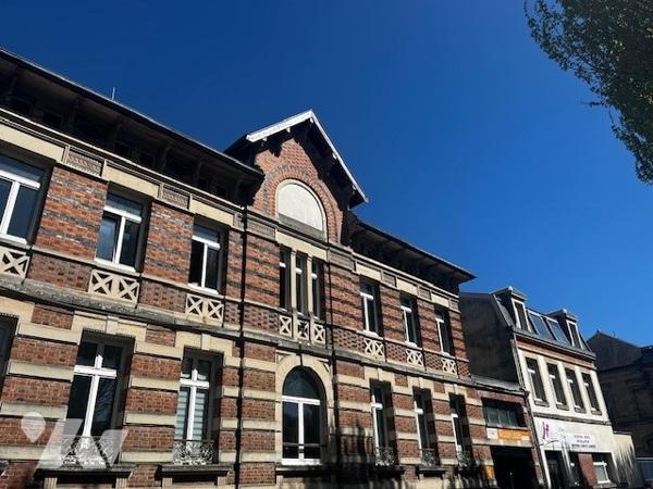 Ensemble immobilier à usage de bureaux à BAR LE DUC