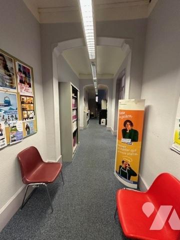 Ensemble immobilier à usage de bureaux à BAR LE DUC