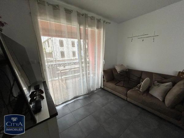 Appartement à louer 3 pièces 59.2m² Puilboreau (17138)