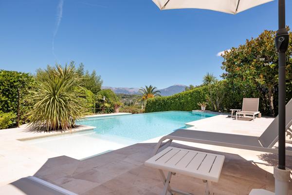 Magnifique villa familiale - Vue dégagée