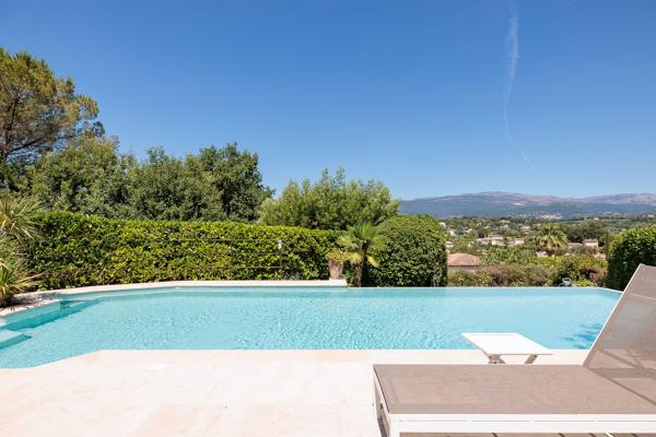 Magnifique villa familiale - Vue dégagée