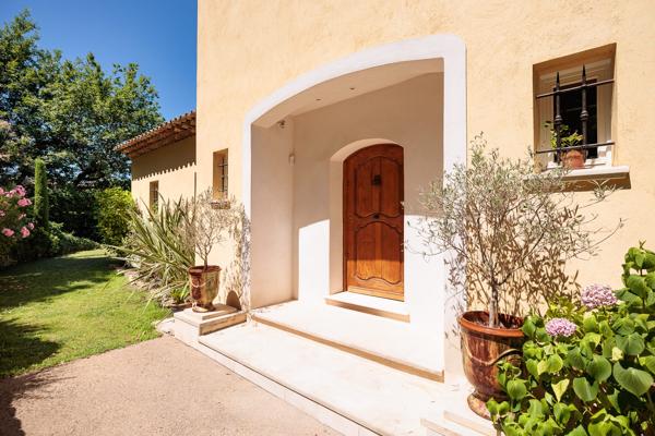 Magnifique villa familiale - Vue dégagée