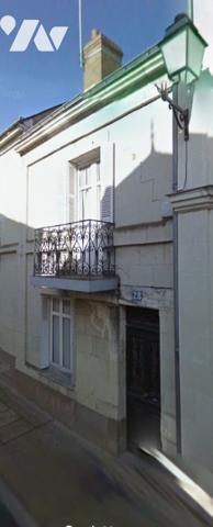 Maison de bourg à rénover. Exonérée de DPE. Pas de chauffage.