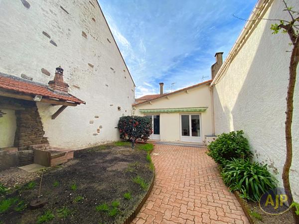 Location maison Saint Philbert De Grand Lieu : 1 150 € - AJP Immobilier Saint-Philbert-de-Grand-Lieu