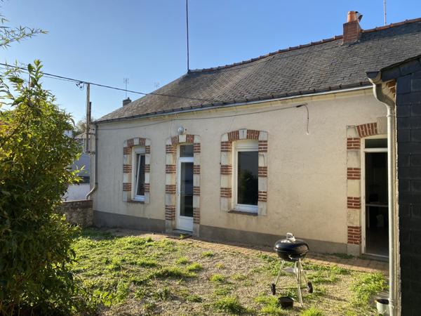 LAVAL Centre ville Rive droite