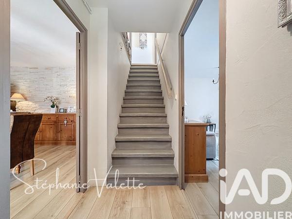 Maison à vendre 6 pièces 196 m² Montmeyran