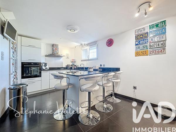 Maison à vendre 6 pièces 196 m² Montmeyran