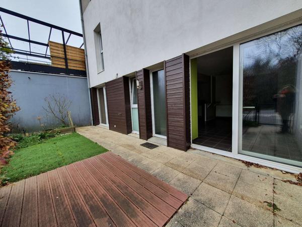 APPARTEMENT T2 REZ DE JARDIN A ST MARC SUR MER