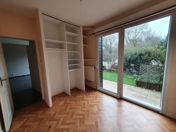 APPARTEMENT T2 REZ DE JARDIN A ST MARC SUR MER