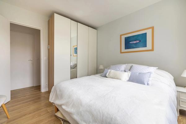 Garches (92) – Buzenval - 2 chambres - 71m² - Loggia