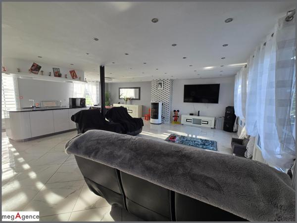 Maison à FLEURIGNE, 35133 - 8 pièces 237m²