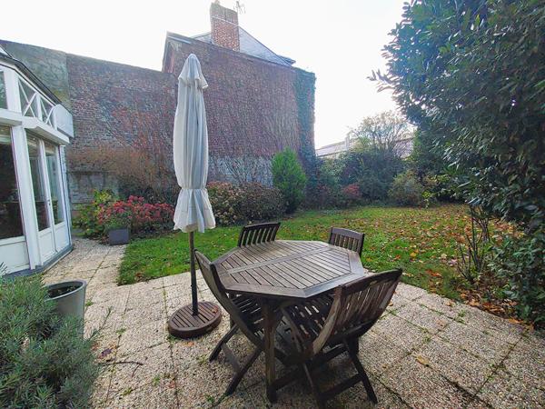 Maison 8 pièces 280 m2