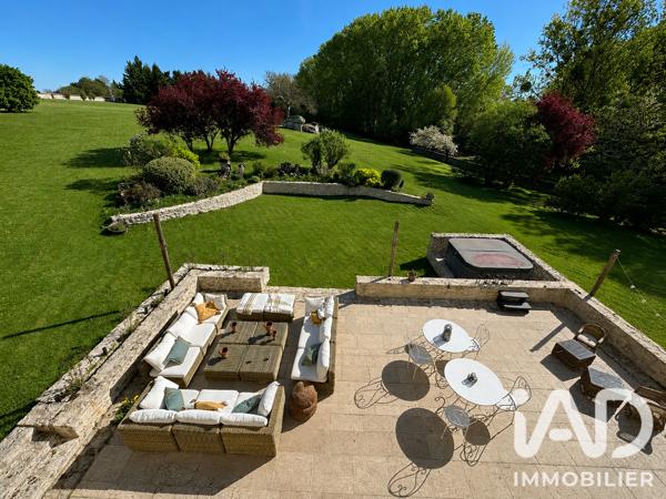 Maison à vendre 10 pièces 445 m² Tavers