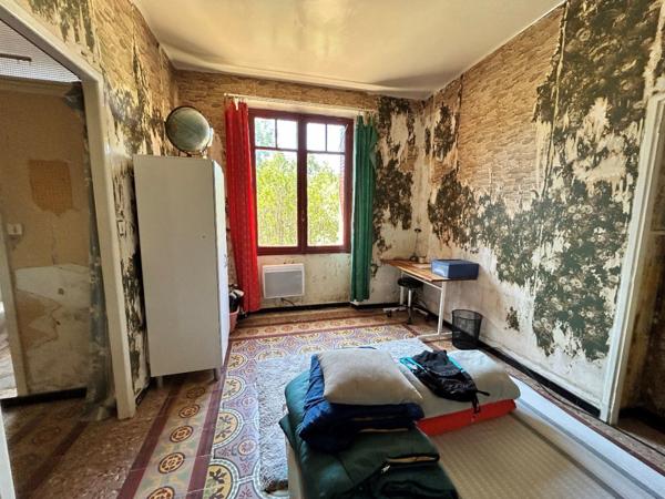 Villa dans un quartier résidentiel recherché