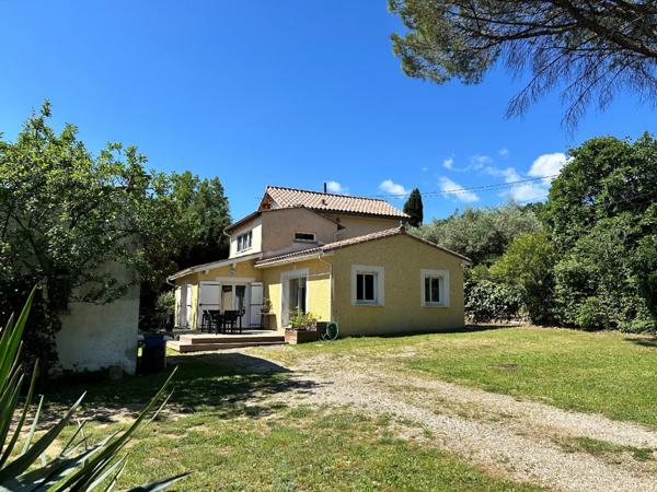 Villa dans un quartier résidentiel recherché