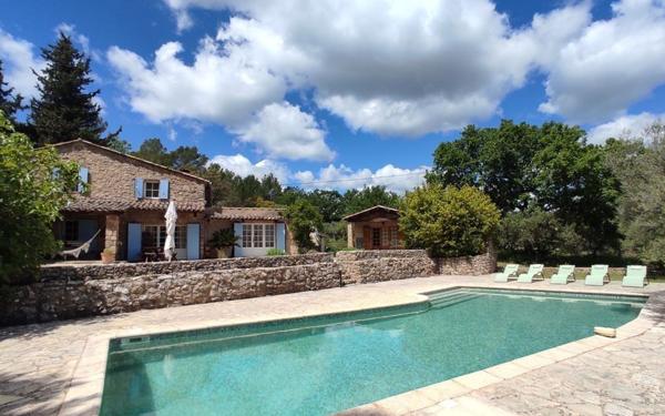 Maison à vendre    6 pièces • 144,33 m2 Salernes