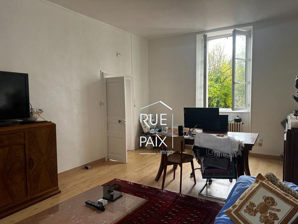 79600 AIRVAULT Maison Airvault 4 pièce(s) 85 m2