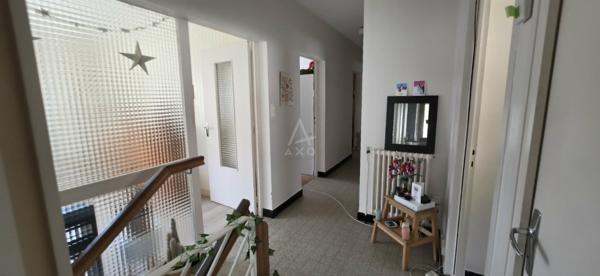 EXCLUSIVITÉ – Maison familiale avec jardin, garage et fort potentiel à Albertville