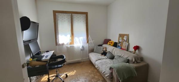 EXCLUSIVITÉ – Maison familiale avec jardin, garage et fort potentiel à Albertville