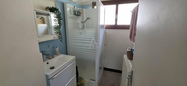 EXCLUSIVITÉ – Maison familiale avec jardin, garage et fort potentiel à Albertville