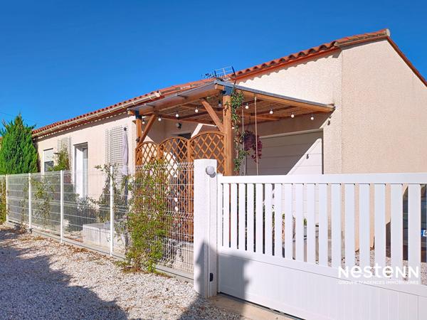 Maison 3 faces à vendre à Saint Genis des Fontaines - plain pied-- 84 m²- 3 chambres, jardin et terrasse