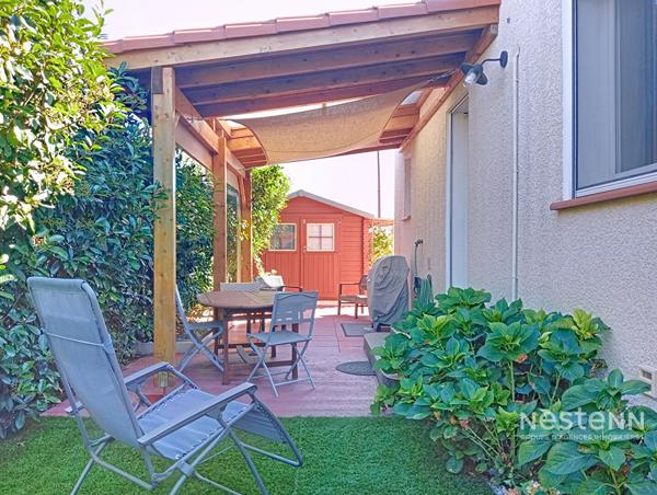 Maison 3 faces à vendre à Saint Genis des Fontaines - plain pied-- 84 m²- 3 chambres, jardin et terrasse