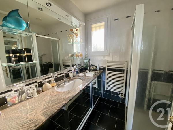 Maison à vendre  5 pièces - 126,70 m2 DONVILLE LES BAINS - 50