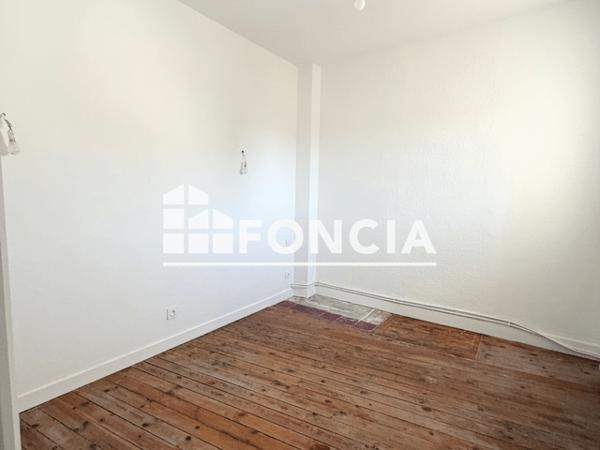 Location Appartement 3 pièces 74.77 m² - 17 RUE PORTE BARON Cholet 49300